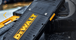 DEWALT smartphone