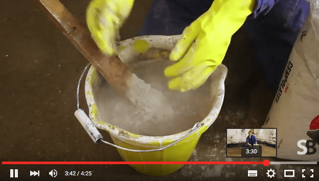 Level a floor with self levelling compound
