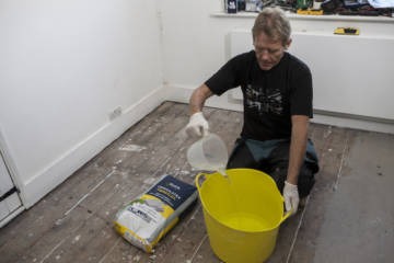 Bostik self levelling compound