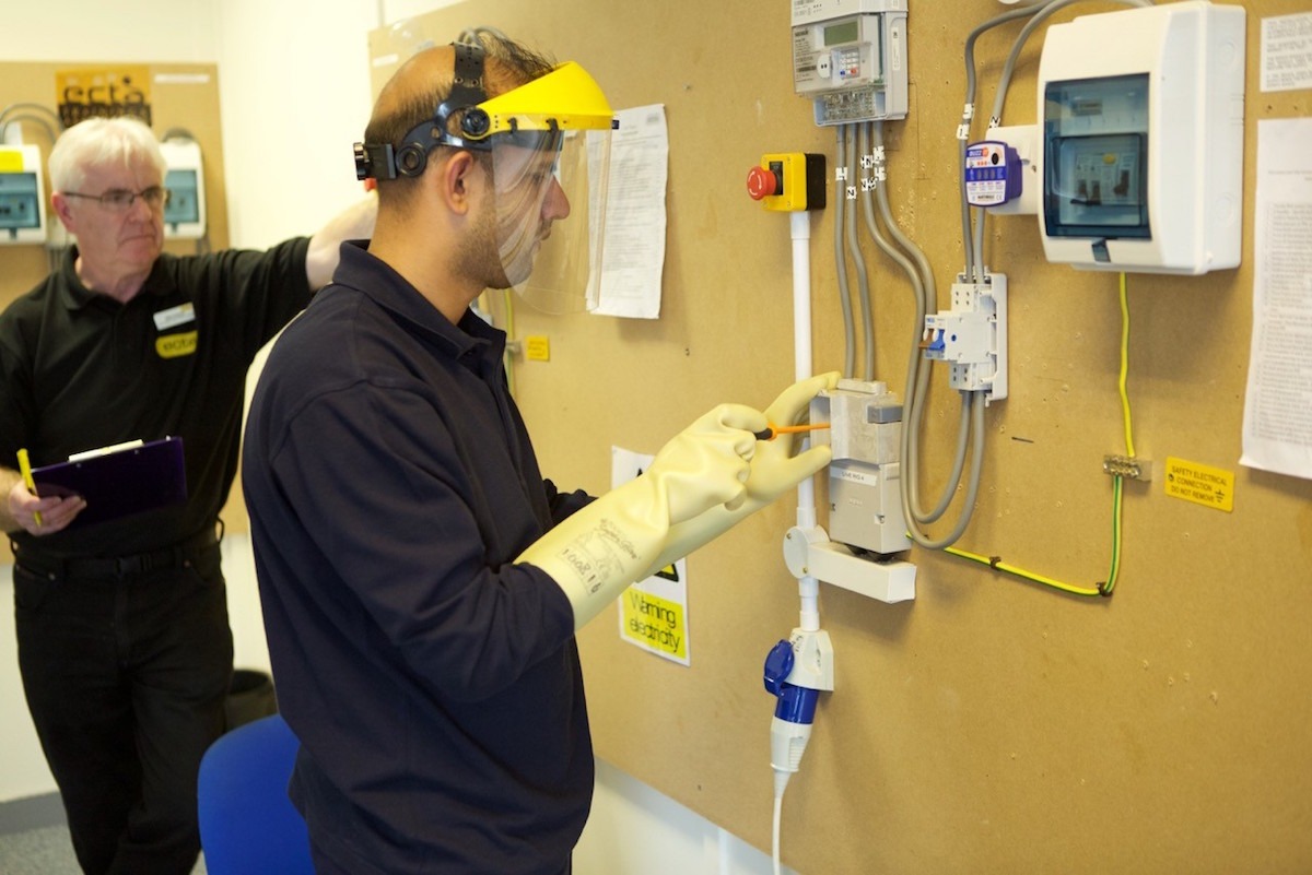 smart meter installer