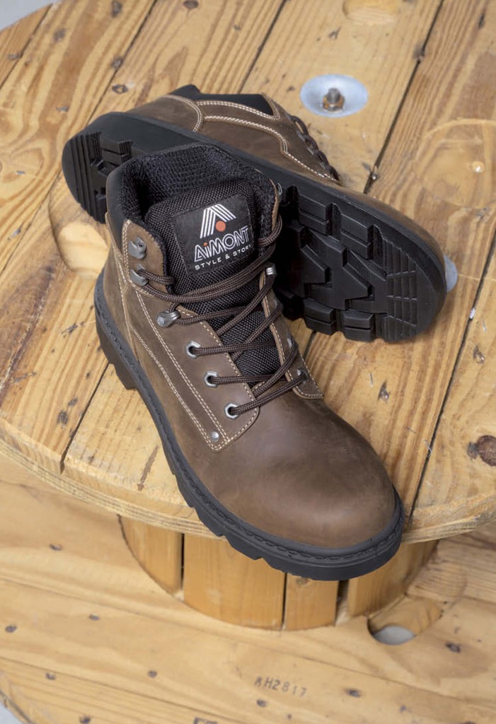 Aimont footwear range