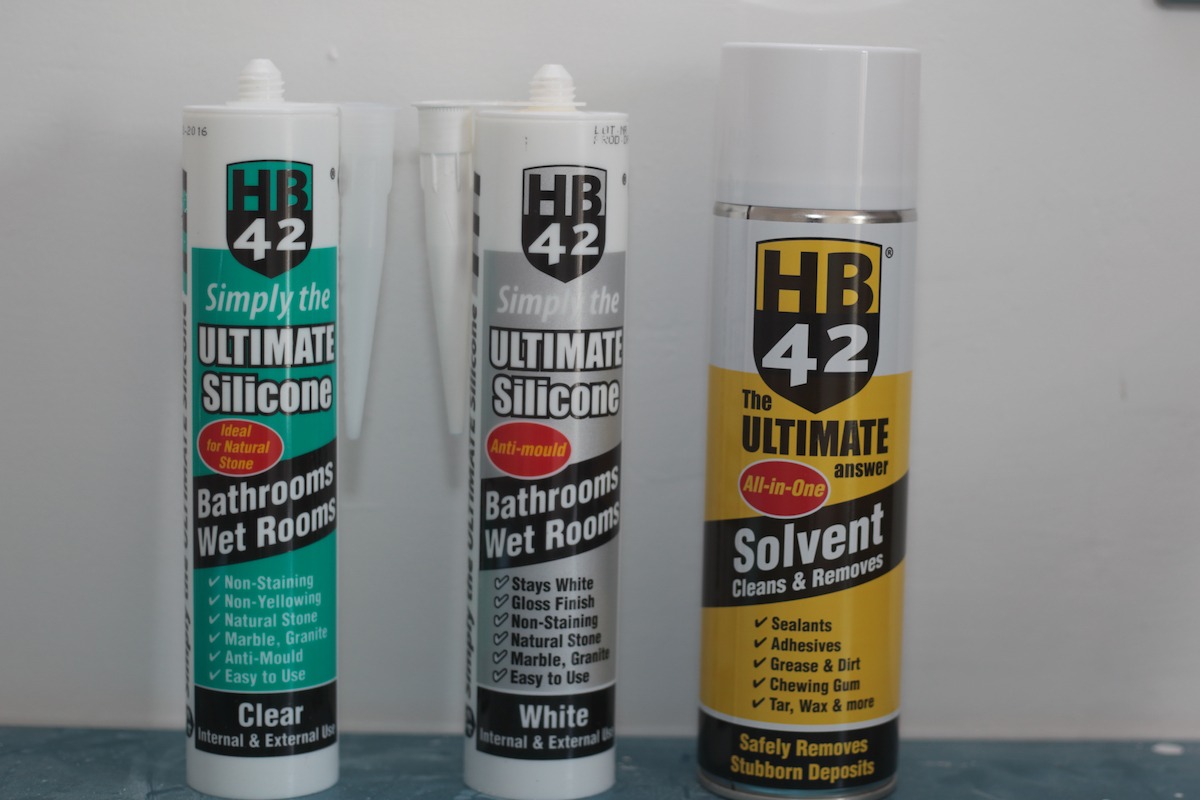 Tips for applying silicone sealant