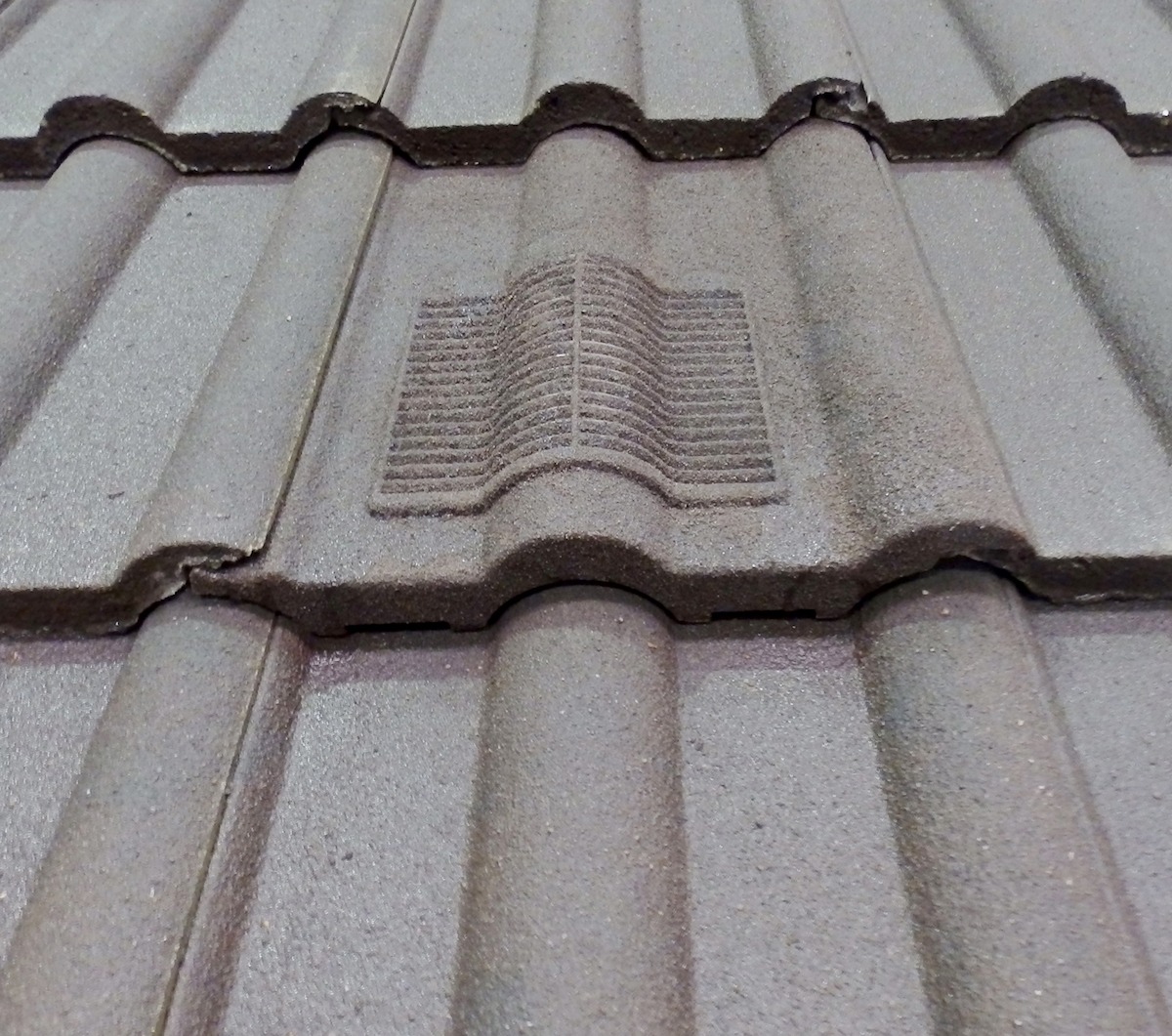 roof tile colour