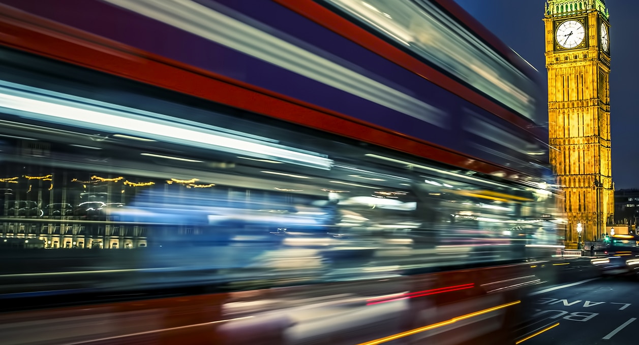 Bus on the Westminster bridge in London