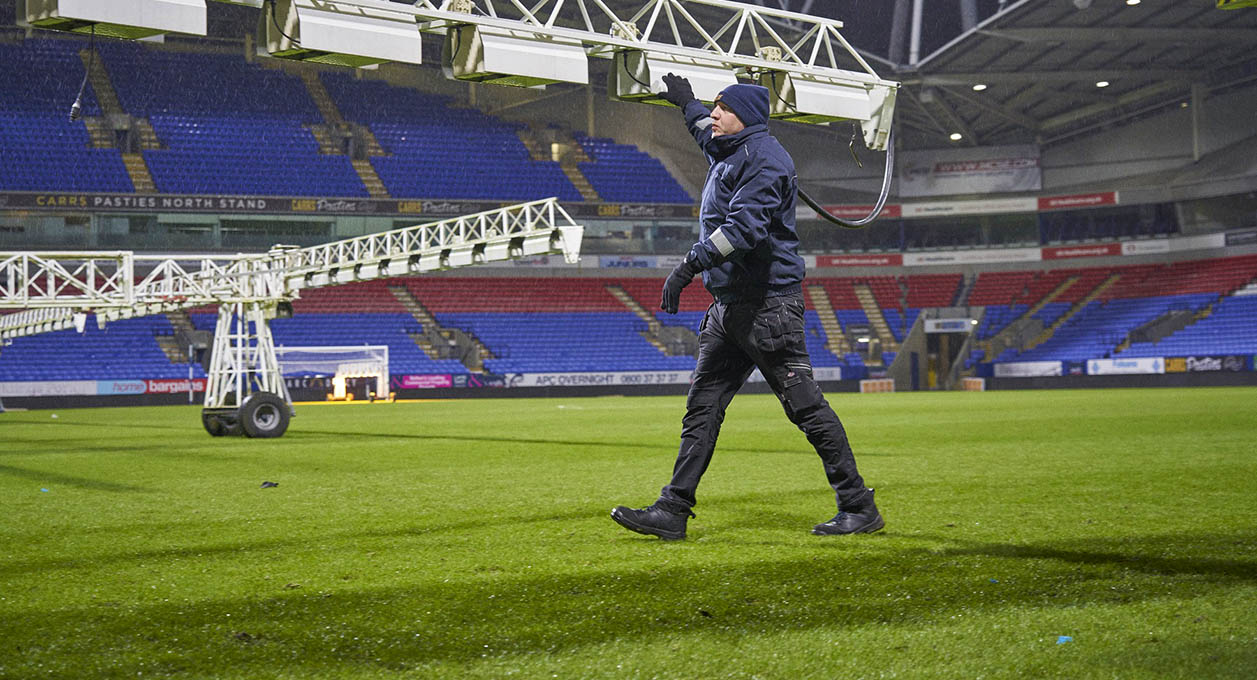 Dickies Tests New Range With Bolton Wanderers FC