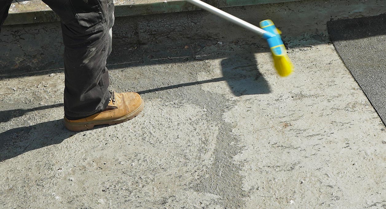 Repair and Maintain Your Flat Roof 1