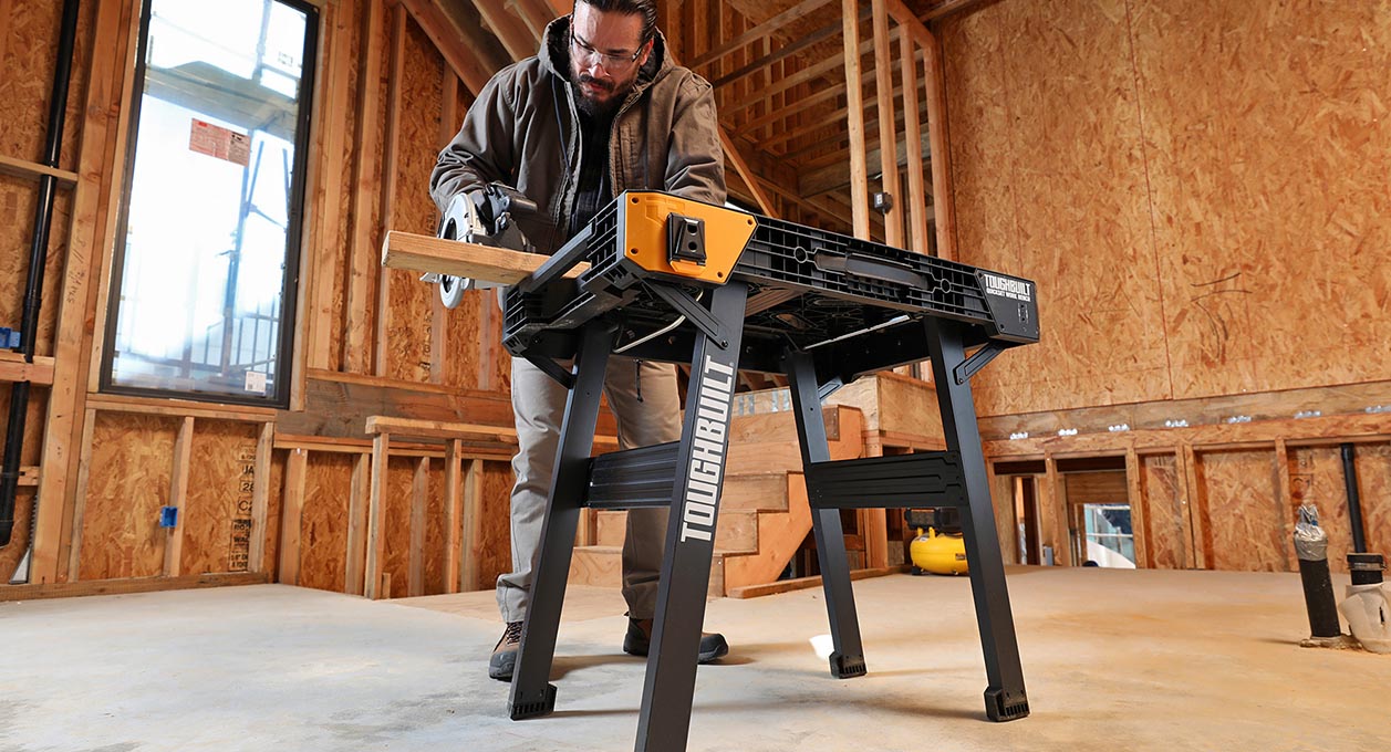 Toughbuilt QuickSet Work Bench 1