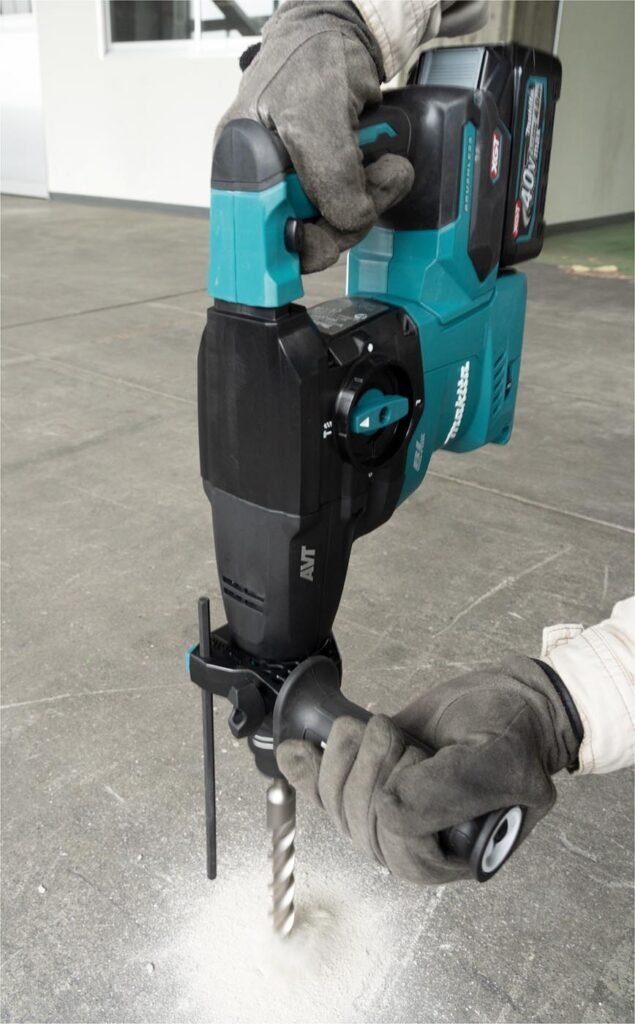 Makita HR009G 1