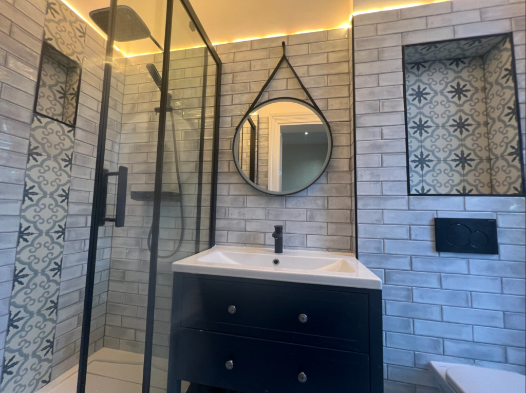 Tenement Bathroom Renovation in Glasgow: What You Need to Know Before Work Starts 1 A tenement bathroom renovation in a traditional Glasgow building